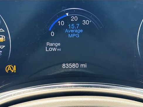 Used 2019 Jeep Grand Cherokee Limited AWD/4WD image 40