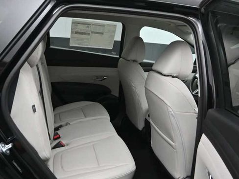 New 2026 Hyundai Tucson SEL Plus FWD image 12
