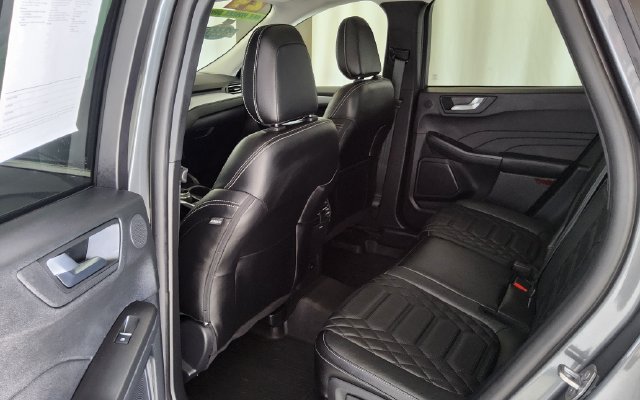 Used 2024 Ford Escape ST-Line w/ Tech Pack #1 AWD/4WD image 15