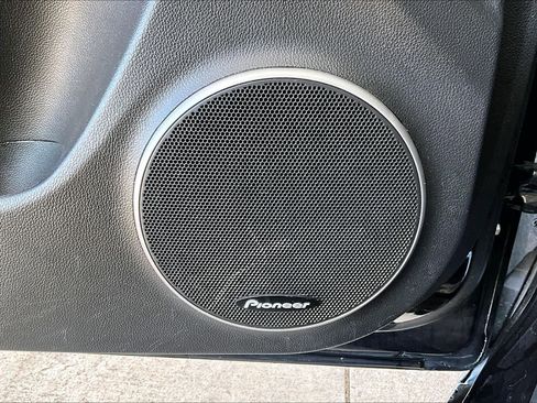 Used 2016 Chevrolet Cruze LT w/ Sun And Sound Package image 34