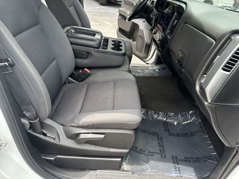 Used 2018 Chevrolet Silverado 1500 LT RWD image 10