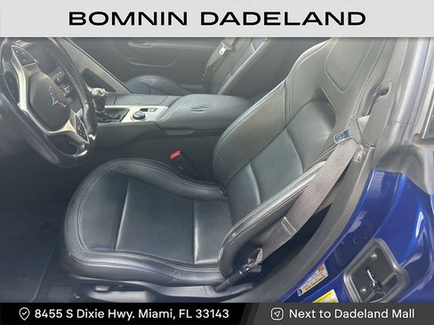 Used 2018 Chevrolet Corvette Stingray Coupe w/ 1LT image 7