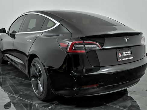 Used 2018 Tesla Model 3 Mid Range RWD image 7