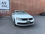 Used 2017 Volkswagen Jetta SE image 2