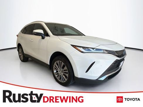 Used 2023 Toyota Venza XLE AWD/4WD image 1