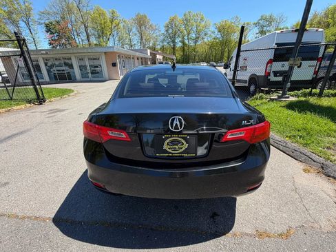 Used 2013 Acura ILX FWD image 6