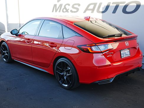 Used 2022 Honda Civic Sport image 6