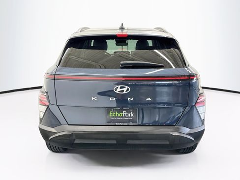 Used 2025 Hyundai Kona SEL FWD image 7