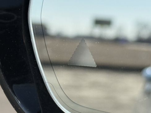 Used 2019 Mercedes-Benz E 300 4MATIC image 49