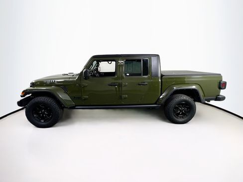 Used 2022 Jeep Gladiator Sport AWD/4WD image 8
