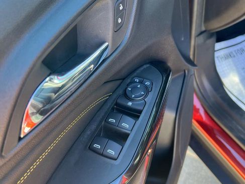 Used 2024 Chevrolet Trax ACTIV w/ Sunroof Package image 11