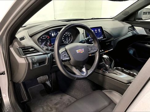 Used 2025 Cadillac CT4 Luxury RWD image 16