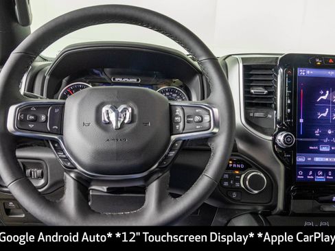 New 2026 RAM 1500 4x4 Crew Cab image 34