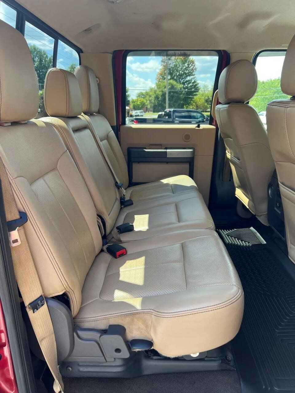 Used 2014 Ford F250 Lariat w/ Lariat Interior Package AWD/4WD image 23