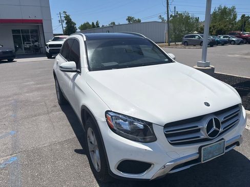 Used 2018 Mercedes-Benz GLC 300 image 12