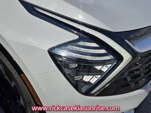 Used 2024 Kia Sportage SX FWD image 5