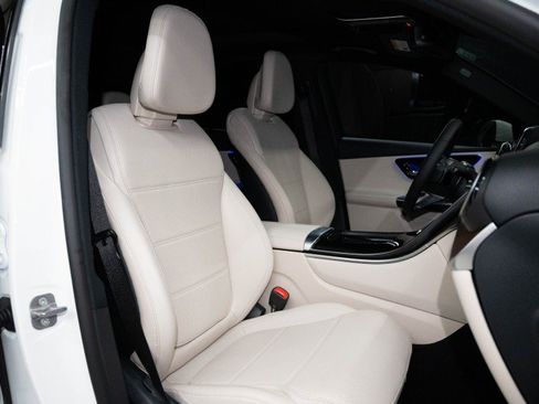 New 2027 Mercedes-Benz GLC 300 4MATIC image 13