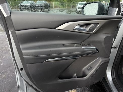 New 2026 Chevrolet Traverse LT w/ Driver Confidence Package image 18