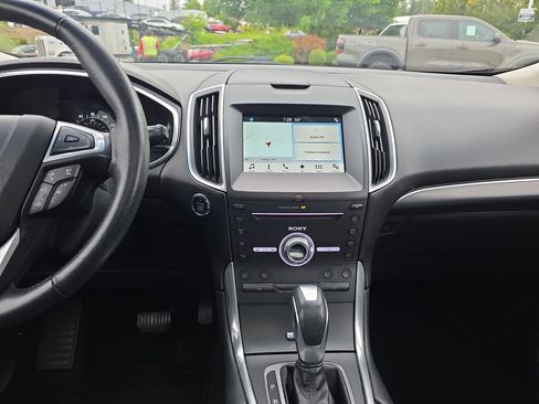 Used 2017 Ford Edge Titanium w/ Equipment Group 301A FWD image 25