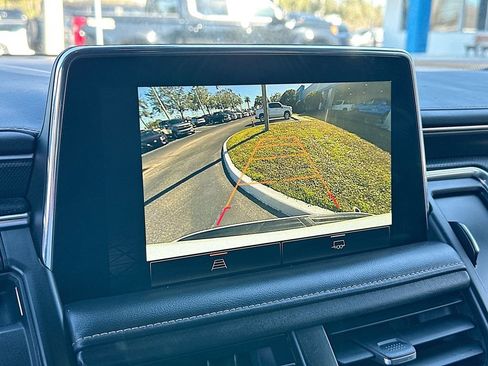 Certified 2022 GMC Yukon AT4 AWD/4WD image 13