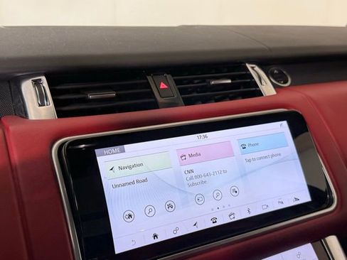 Used 2021 Land Rover Range Rover Sport HST image 17