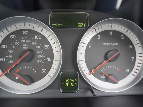 Used 2012 Volvo C70 T5 FWD image 22
