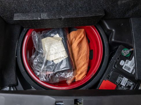 Used 1996 Porsche 911 Cabriolet image 18