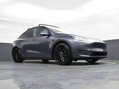 Used 2021 Tesla Model Y Performance image 28