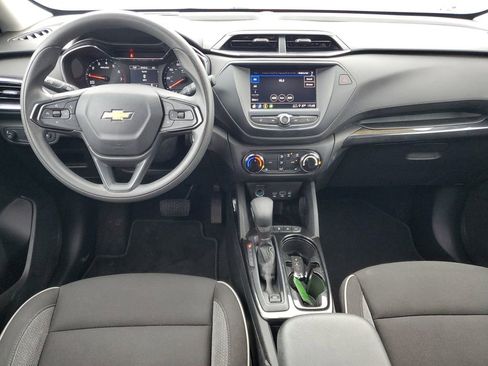 Used 2022 Chevrolet TrailBlazer LT w/ Driver Confidence Package image 23