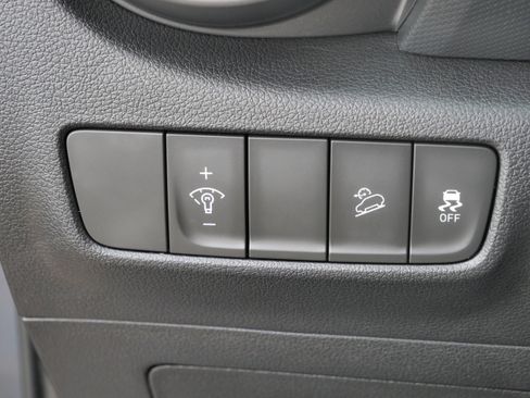 Certified 2023 Hyundai Kona SE image 21