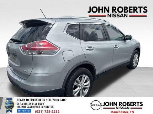 Used 2016 Nissan Rogue SV w/ SV Premium Package image 6