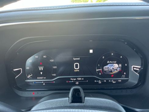 Used 2023 GMC Yukon XL Denali Ultimate AWD/4WD image 19