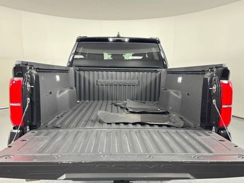 Used 2024 Toyota Tacoma TRD Sport image 31