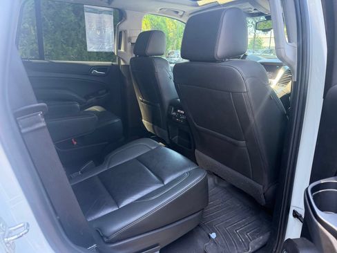 Used 2019 Chevrolet Tahoe LT AWD/4WD image 16