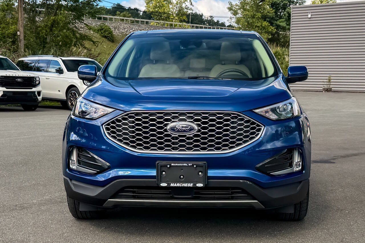 Used 2024 Ford Edge SEL w/ Convenience Package AWD/4WD image 8
