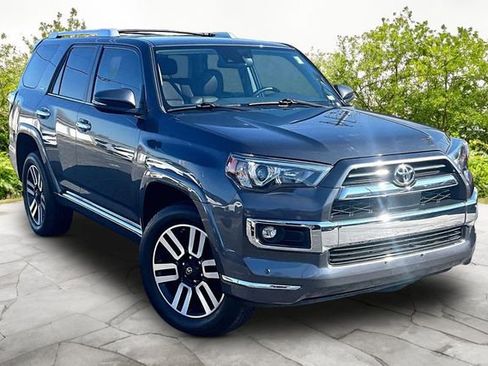 Used 2021 Toyota 4Runner Limited image 10