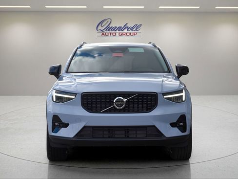 New 2026 Volvo XC40 B5 Plus w/ Protection Package Premier image 8