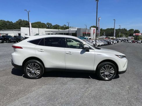 Used 2021 Toyota Venza Limited AWD/4WD image 2