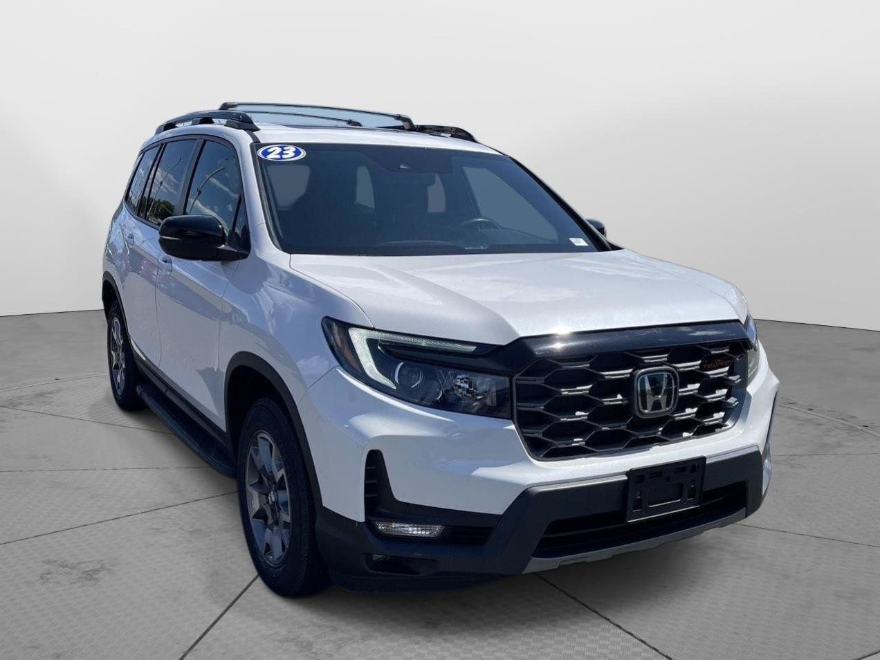 Used 2023 Honda Passport TrailSport image 1