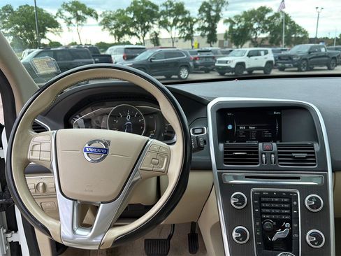 Used 2016 Volvo XC60 T5 Premier AWD/4WD image 21