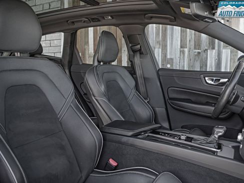 Used 2018 Volvo XC60 T5 R-Design w/ Convenience Package AWD/4WD image 21