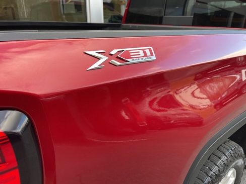 Used 2021 GMC Sierra 1500 SLT w/ SLT Premium Plus Package image 7