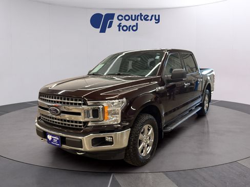 Used 2018 Ford F150 XLT w/ Equipment Group 302A Luxury AWD/4WD image 4