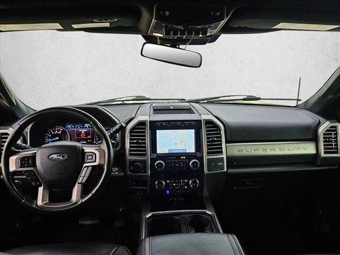 Used 2020 Ford F250 Platinum w/ FX4 Off-Road Package AWD/4WD image 15