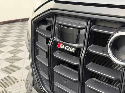 Used 2021 Audi SQ8 Premium Plus w/ Luxury Package AWD/4WD image 17