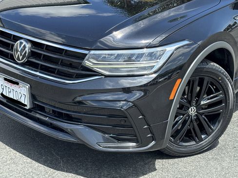 Used 2022 Volkswagen Tiguan SE R-Line AWD/4WD image 3