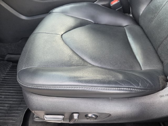 Used 2023 Toyota Highlander Limited AWD/4WD image 21