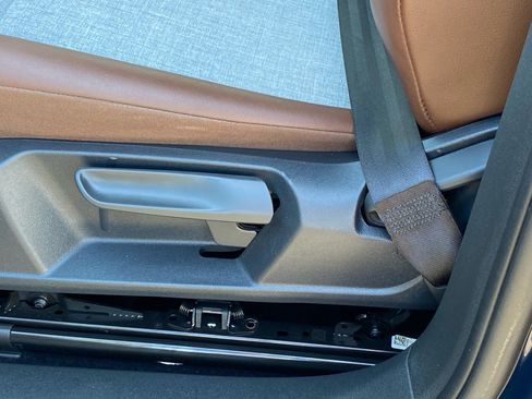 Certified 2023 Volkswagen ID.4 Pro RWD image 12