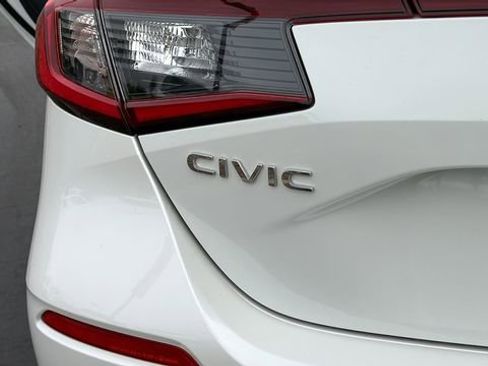 Used 2024 Honda Civic Sport image 12