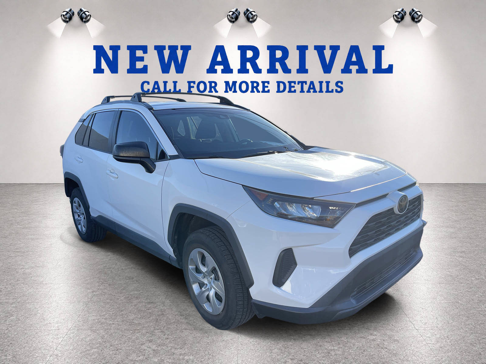 Used 2021 Toyota RAV4 LE w/ Carpet Mat Package (TMS) FWD image 4